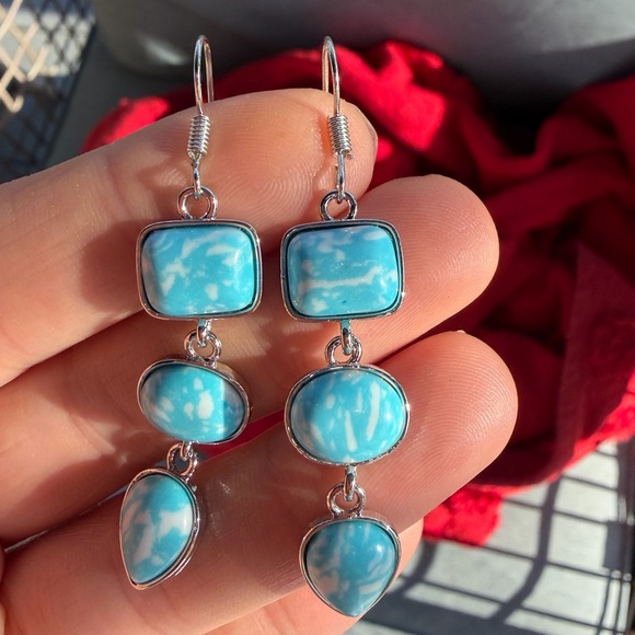Vintage Blue Stone Dangle Earrings - Picture 9 of 9